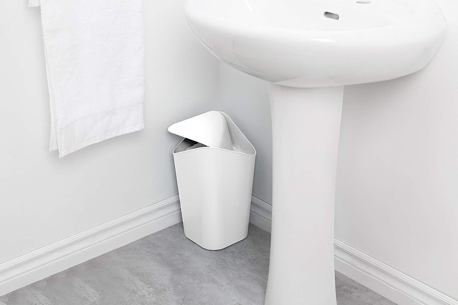 image:imageUmbra Corner SwingTop Waste Can Charcoalmetallic white